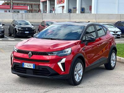 Usata Renault Captur Evolution 91 CV (66 kW) 2025 Rosso SUV