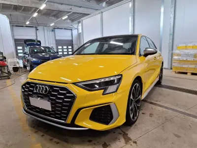 Usata Audi S3 Sport 310 CV (228 kW) 2022 Giallo Berlina
