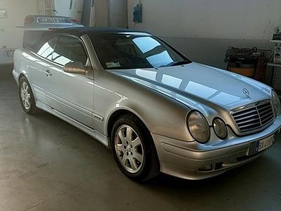 Usata Mercedes CLK200 136 CV (100 kW) 2000 Grigio Cabrio