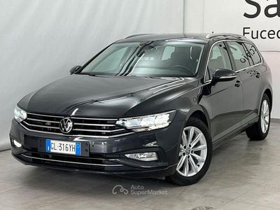 Usata VW Passat Business 150 CV (110 kW) 2022 Grigio Station wagon