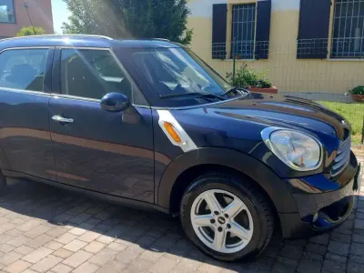 Usata Mini Cooper D Countryman 111 CV (81 kW) 2012 Blu/azzurro SUV
