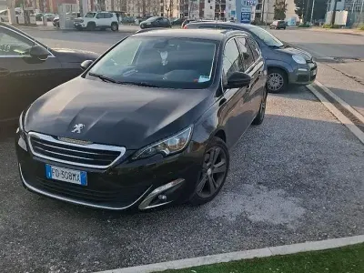 Usata Peugeot 308 SW 150 CV (110 kW) 2016 Nero Station wagon