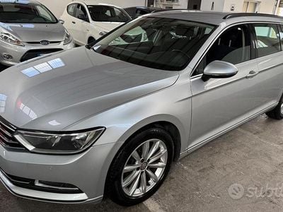 Usata VW Passat 120 CV (88 kW) 2017 Grigio Station wagon