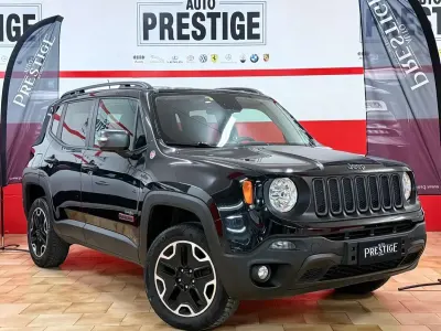 Usata Jeep Renegade Trailhawk 170 CV (125 kW) 2017 Nero SUV