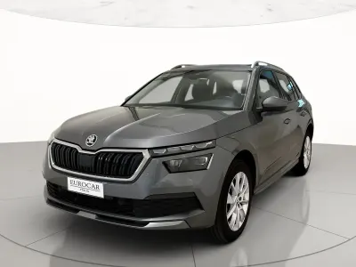 Usata Skoda Kamiq Style 110 CV (80 kW) 2023 Grigio graphite metallizzato SUV