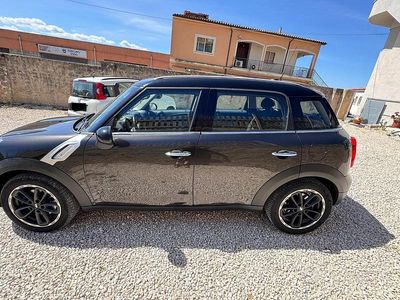Usado Mini Countryman 112 CV (82 kW) 2016 Negro SUV
