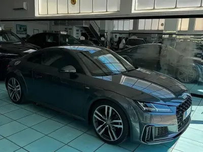 Usata Audi TT S-Line 197 CV (144 kW) 2019 Grigio Coupé