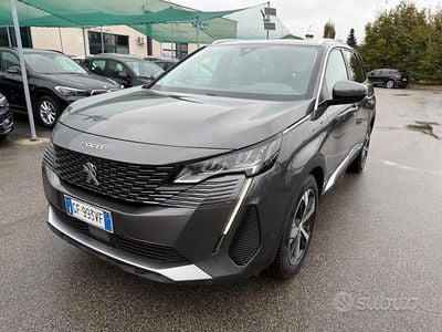 Usata Peugeot 5008 Allure 131 CV (96 kW) 2021 Grigio SUV