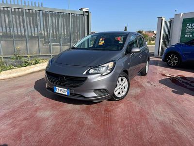 Usata Opel Corsa Edition 85 CV (62 kW) 2015 Grigio Berlina