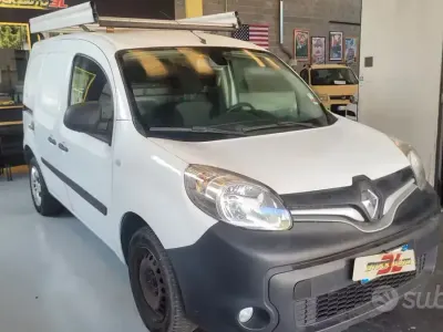 Usata Renault Kangoo 110 CV (80 kW) 2019 Bianco Monovolume