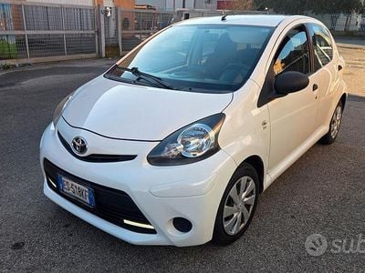 Bianco Usata 2013 Toyota Aygo Connect Style Utilitaria | 5200 € (Buon prezzo)
