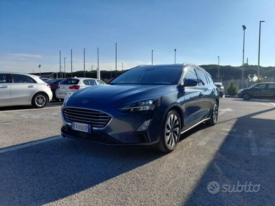 Usata Ford Focus 120 CV (88 kW) 2019 Blu Station wagon