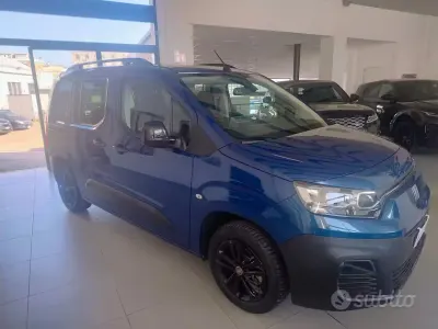 Usata Fiat e-Doblò Launch Edition 56 kW (77 CV) 2023 Blu Monovolume