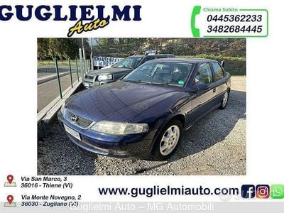 Usata Opel Vectra 136 CV (100 kW) 1999 Blu Berlina