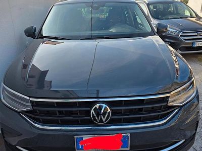 Usata VW Tiguan Life 150 CV (110 kW) 2023 Grigio SUV