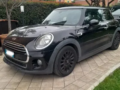 Begagnad Mini Cooper D