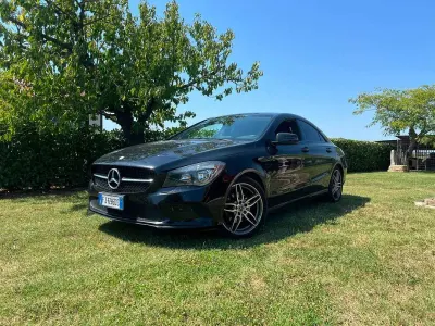 Usata Mercedes CLA200 Business 136 CV (100 kW) 2017 Nero Coupé
