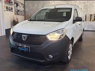 Usata Dacia Dokker 102 CV (75 kW) 2019 Vernice standard Monovolume