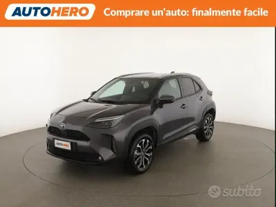 Usata Toyota Yaris Cross Trend 116 CV (85 kW) 2022 Grigio SUV