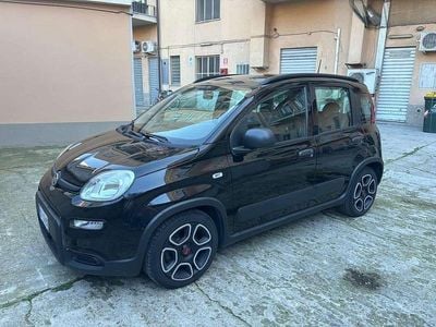 Usata Fiat Panda Cross Cross 69 CV (50 kW) 2022 Nero Utilitaria