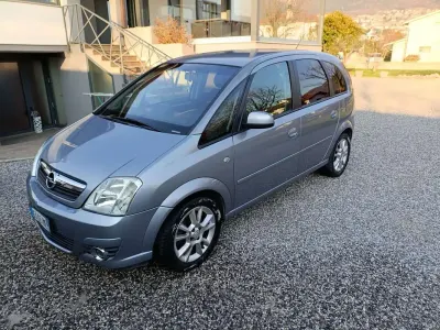 Usata Opel Meriva Cosmo 105 CV (77 kW) 2010 Monovolume