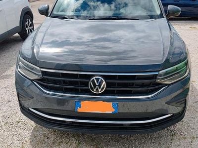 Usata VW Tiguan 150 CV (110 kW) 2021 Grigio SUV
