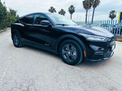 Usata Ford Mustang Mach-E 124 kW (169 CV) 2021 Nero SUV