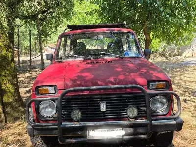 Usata Lada niva 75 CV (55 kW) 1990 SUV