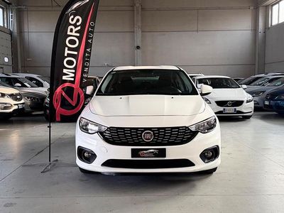 Usata Fiat Tipo Lounge 120 CV (88 kW) 2017 Bianco Berlina