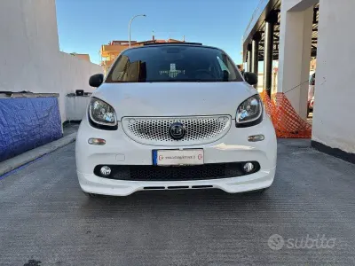 Usata Smart ForFour Brabus Xclusive 109 CV (80 kW) 2017 Bianco Utilitaria