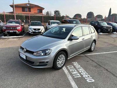 Argento Usata 2017 VW Golf VII Comfortline Station wagon | 12.890 € (Buon prezzo)
