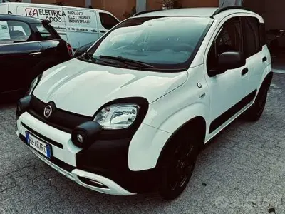Usata Fiat Panda Cross Cross 69 CV (50 kW) 2018 Bianco Utilitaria