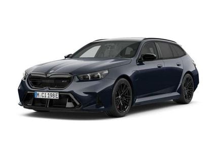 Nuova BMW M5 Comfort Edition 585 CV (430 kW) 2026 Blu / metallizzato Station wagon
