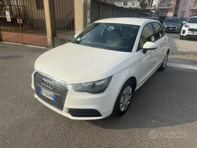 Usata Audi A1 86 CV (63 kW) 2014 Bianco Utilitaria