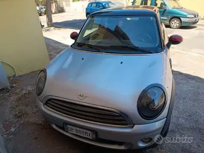 Usata Mini Cooper 109 CV (80 kW) 2008 Grigio Utilitaria