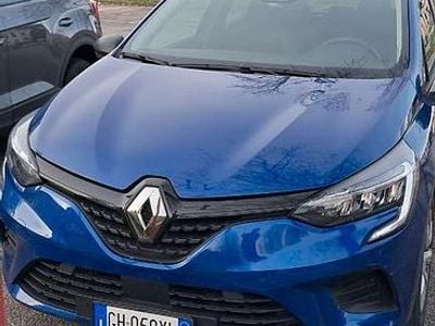 Usata Renault Clio V 75 CV (55 kW) 2021 Blu Berlina