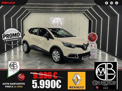 Usata Renault Captur Life 90 CV (66 kW) 2015 Beige SUV