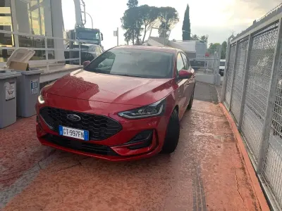 Usata Ford Focus ST-Line 125 CV (91 kW) 2024 Rosso Berlina
