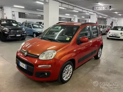 Usata Fiat Panda Lounge 75 CV (55 kW) 2013 Arancione Utilitaria