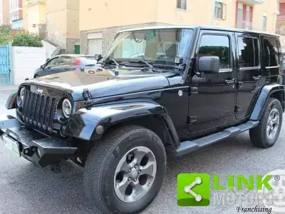 Usata Jeep Wrangler Unlimited Sahara 284 CV (208 kW) 2012 Nero SUV