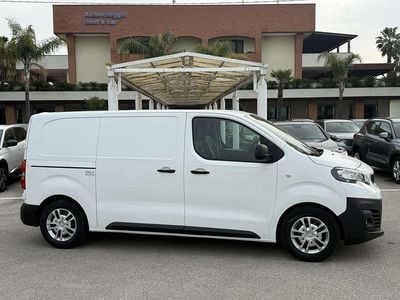 Usata Peugeot Expert 120 CV (88 kW) 2019 Bianco Furgone