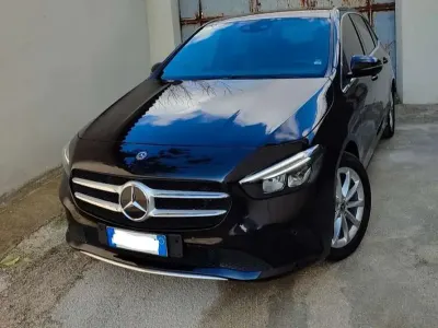 Usata Mercedes B180 Executive 116 CV (85 kW) 2019 Utilitaria