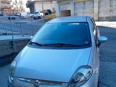 Usata Fiat Punto Evo Dynamic 95 CV (69 kW) 2011 Argento Utilitaria