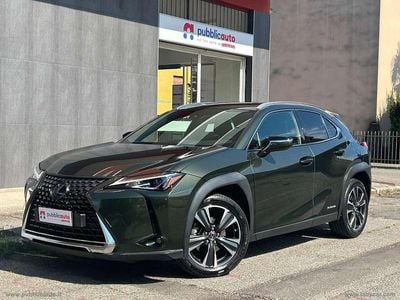 Lexus UX 250h