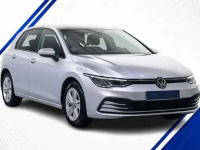 Usata VW Golf VIII Life 116 CV (85 kW) 2024 Vari colori Berlina