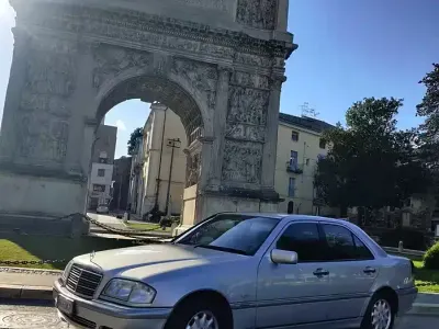 Usata Mercedes C220 Elegance 75 CV (55 kW) 1999 Berlina