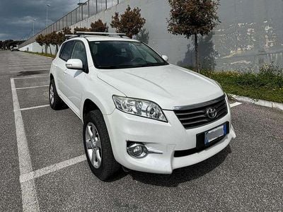 Usado Toyota RAV4 150 CV (110 kW) 2011 Blanco SUV