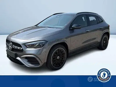 Nuova Mercedes GLA220 AMG 190 CV (139 kW) 2026 Grigio SUV