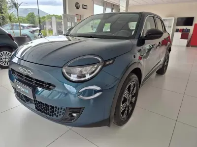 Usata Fiat 600 Pop 145 CV (106 kW) 2025 Verde SUV