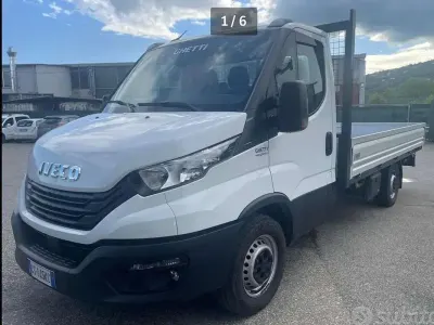 Usata Iveco Daily 136 CV (100 kW) 2024 Bianco Utilitaria